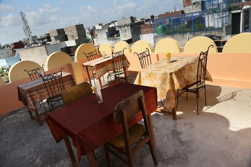 Maa Vaishno Guest House Varanasi Exterior foto